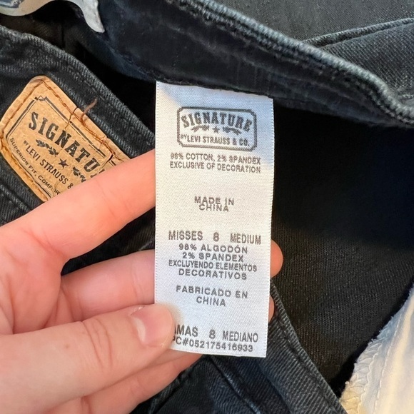 𝅺levi’s Women’s Blue/Black Boot Cut Jeans Size 8 - Picture 10 of 10